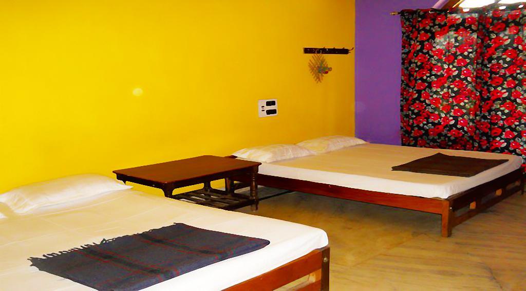 Hotel Sri Devi Comforts Chikmagalūr Exterior foto